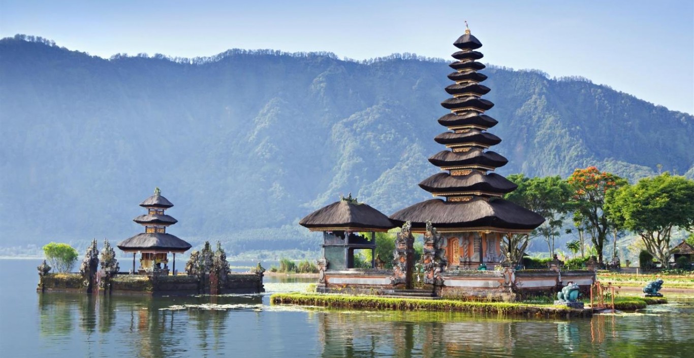BALI - VIÊN NGỌC XANH CỦA INDONESIA